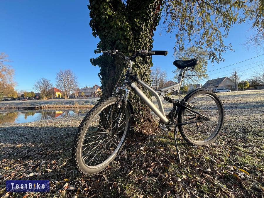 Jól felszerelt bicikli váltás miatt eladó!