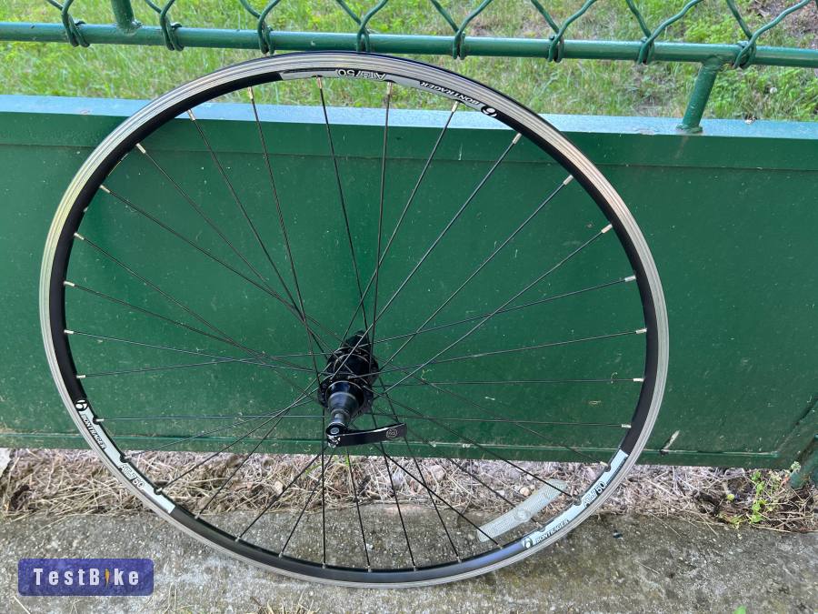 Eladó bontrager hátsó országúti kerék