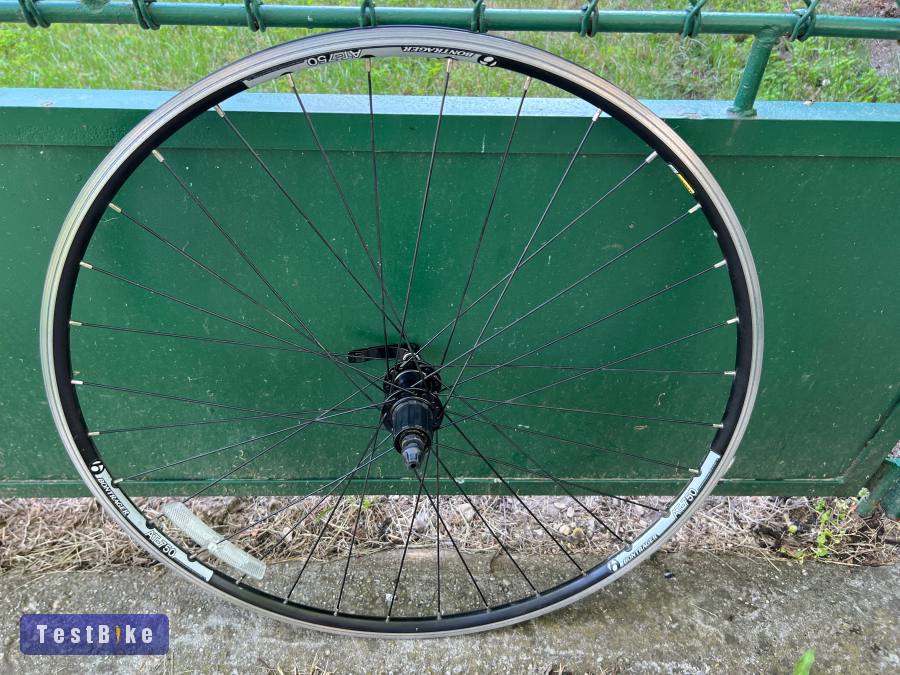 Eladó bontrager hátsó országúti kerék