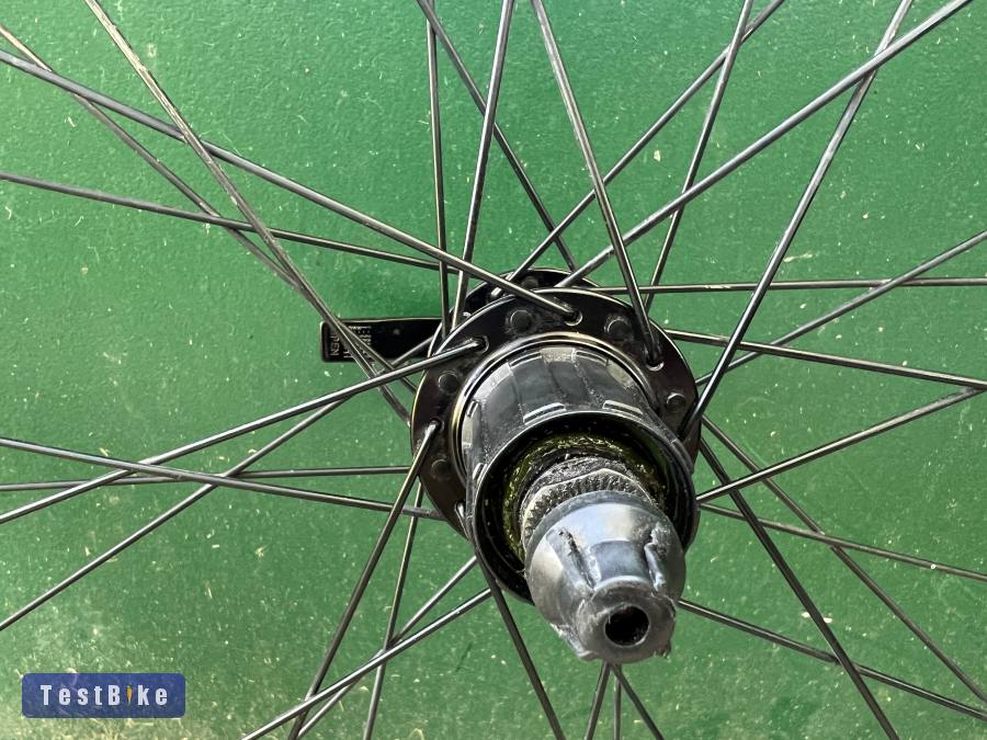 Eladó bontrager hátsó országúti kerék