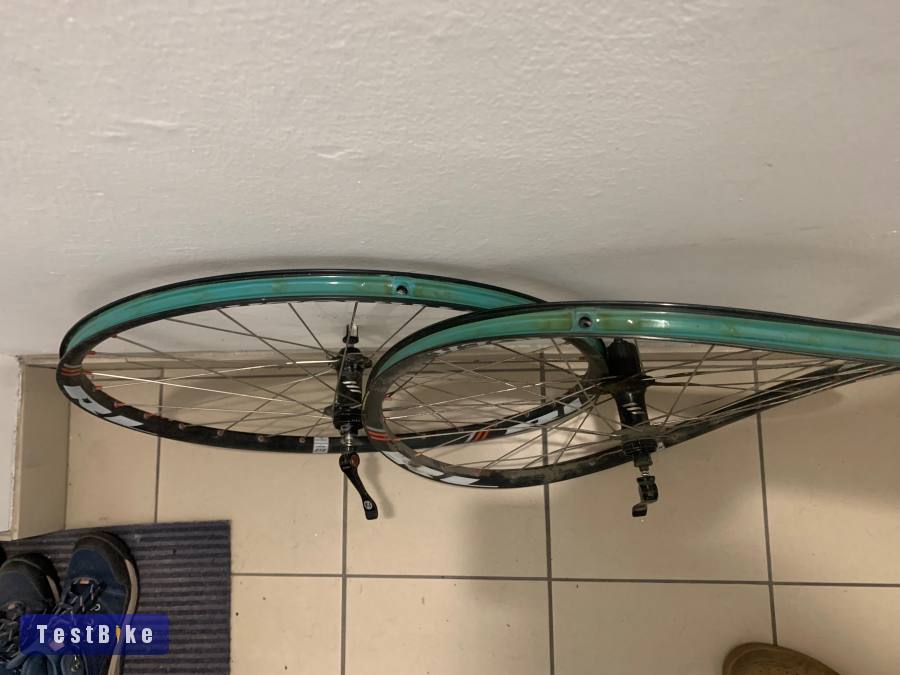 Eladó Bontrager kerékszett