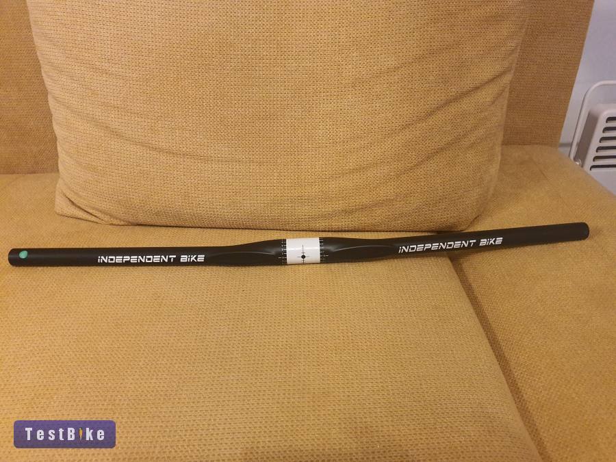 Elado carbon kormány 720mm