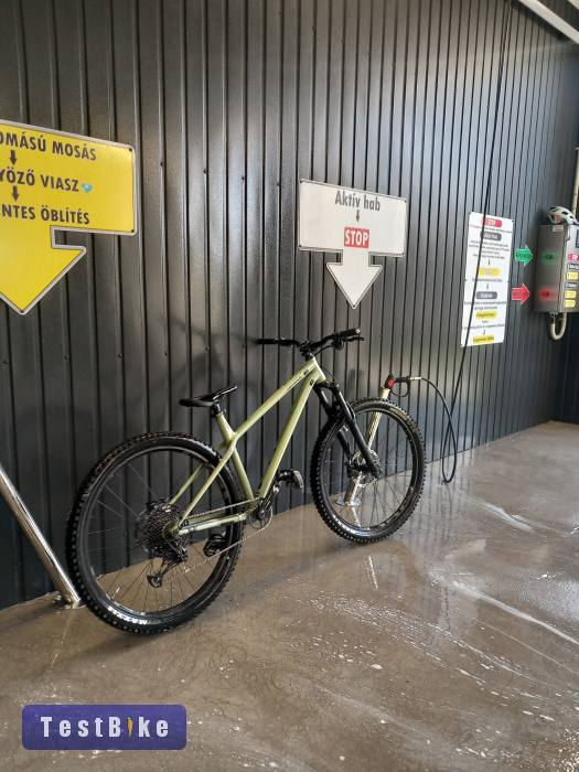 Eladó Commencal HT AM 100