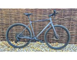 Eladó Cube Nulane One 2025 – M méret (56-os) gravel fitnesz