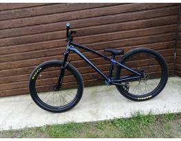 Eladó Dartmoor 26player Cosmic Pro Dirt jumper 