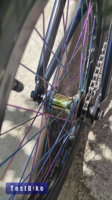 Eladó Dartmoor Yuki vázra épített Bmx