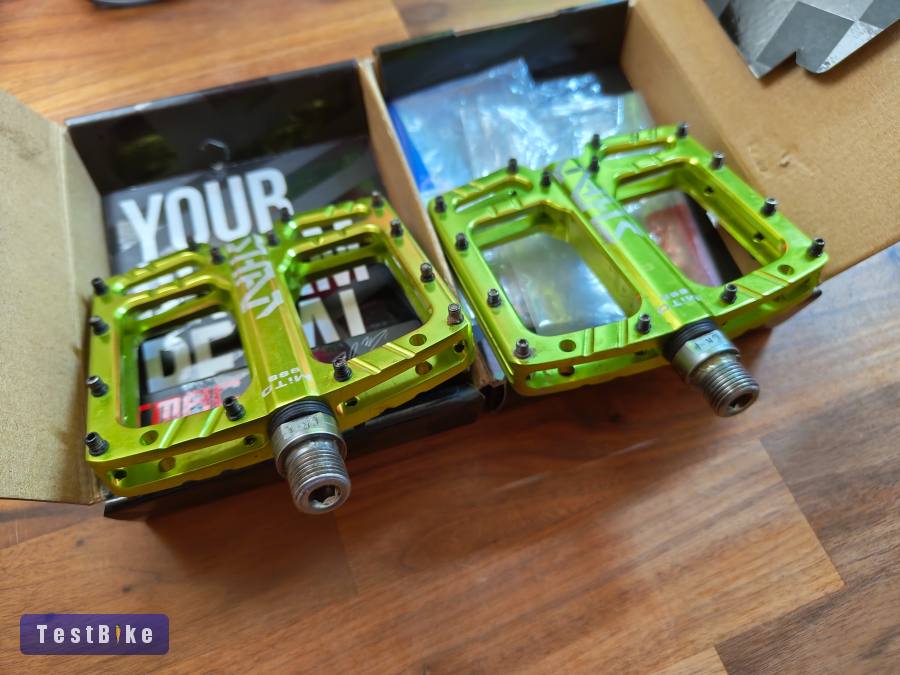 Eladó Deity copy aliexpress pedál