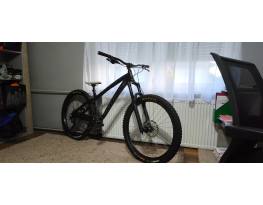 Eladó egy Darmoor hornet 2022 es enduro hardtail