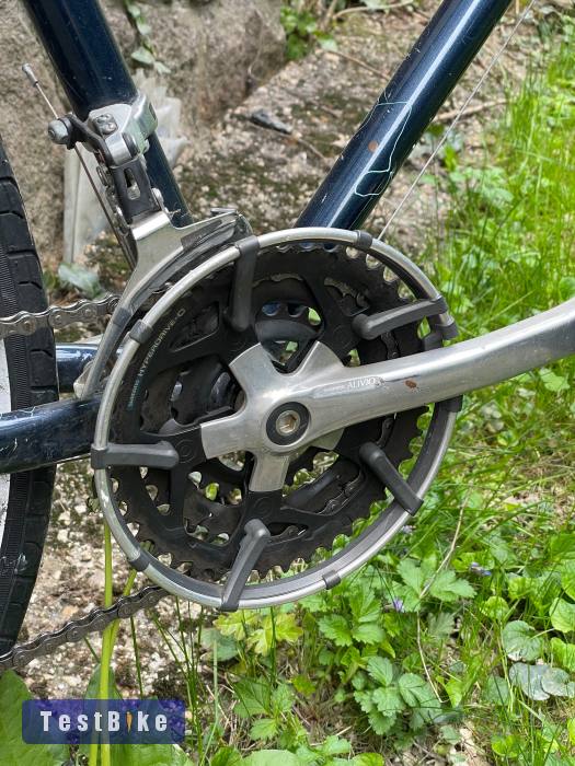 Eladó egy férfi acélvázas trekking kerékpár