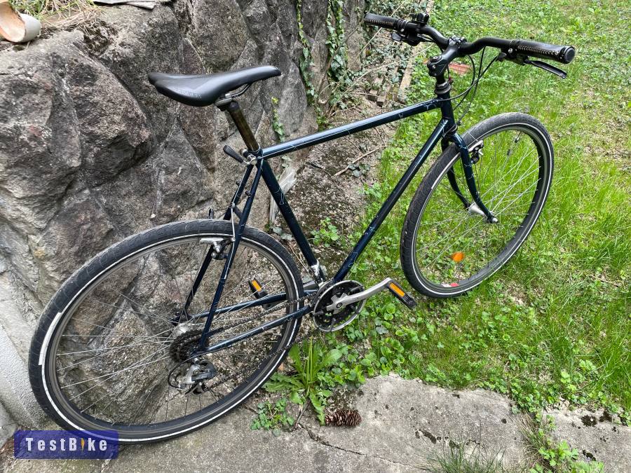 Eladó egy férfi acélvázas trekking kerékpár