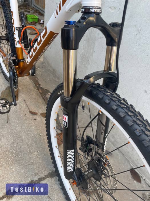 Eladó egy Focus Black Forrest 26” épített MTB