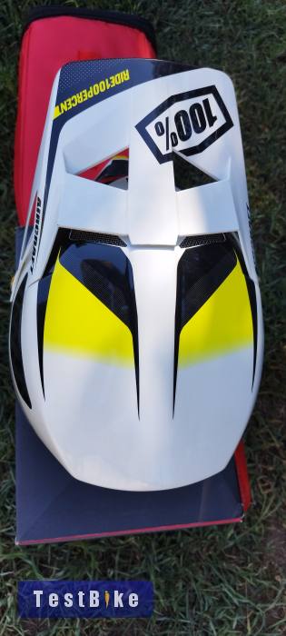 Eladó egy használt 100% Aircraft Carbon XL-es Bukósisak !!