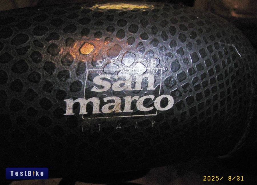 Eladó egy hátul széles, elől keskeny rugós kerékpár nyereg, 