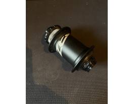 Eladó egy jó állapotú Shimano Zee HB-M640 32 lyukas