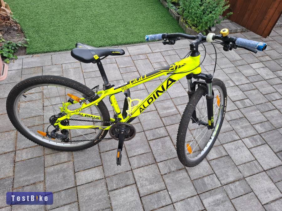 Eladó egy Kellys Alpina Eco M20 gyerek MTB, 26-os kerékkel. 