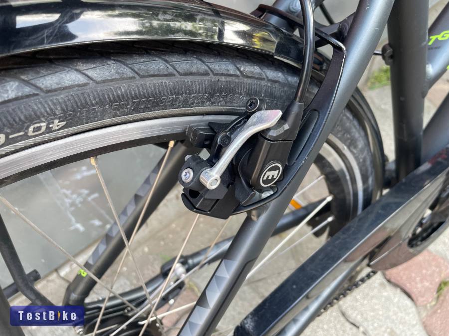 Eladó egy KTM Life női trekking kerékpár 28”