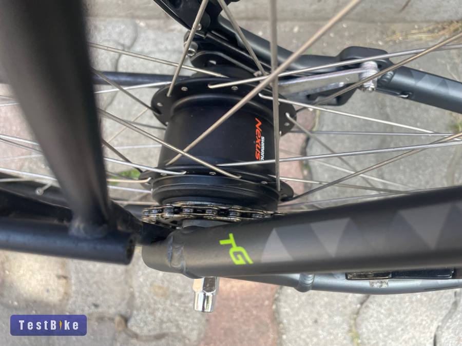 Eladó egy KTM Life női trekking kerékpár 28”
