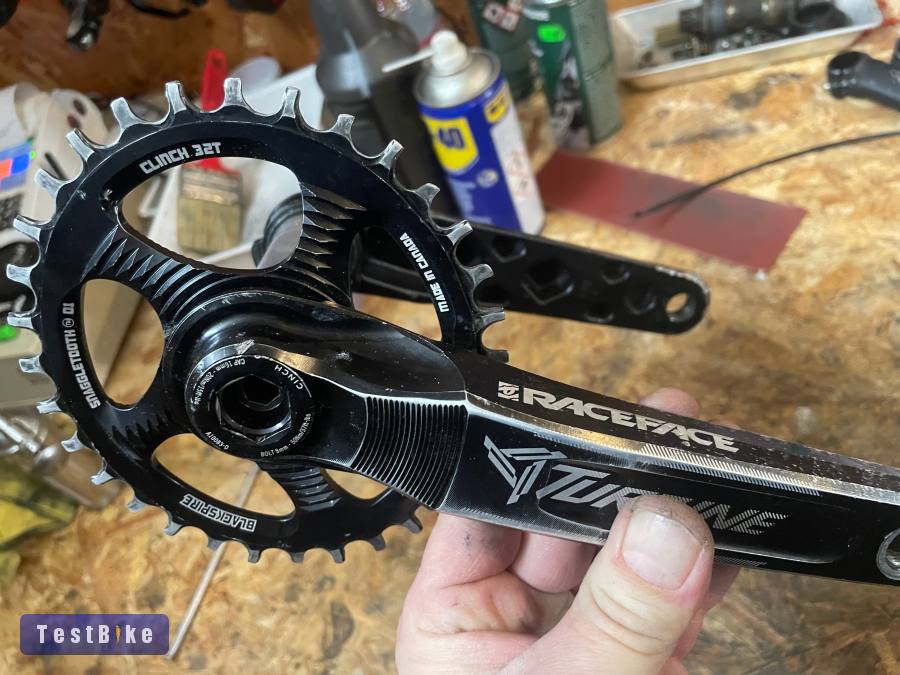 Eladó egy Race Face Turbine integrált hajtás+oval tányér32t 