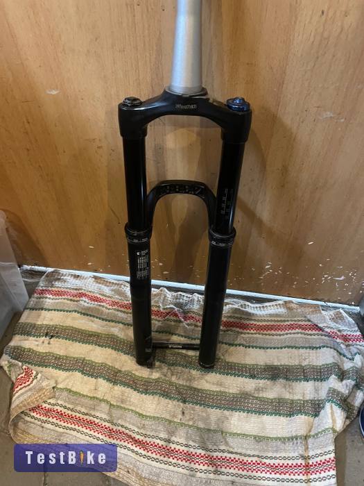 Eladó egy Rock Shox Revelation RL 27,5/29 Boost 120mm 