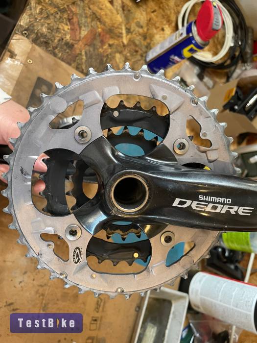 Eladó egy Shimano Deore m590 integrált hajtókar