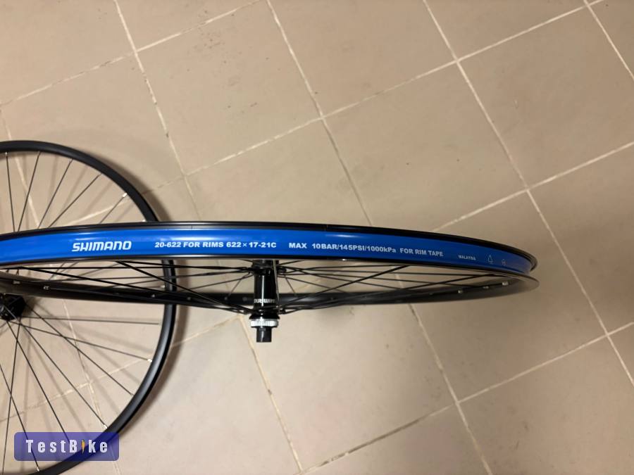 Eladó egy Shimano RS171 kerék szett