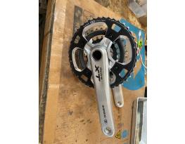 EladĂł egy Shimano XT m770 integrĂĄlt hajtĂłkar