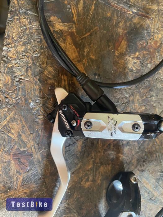 Eladó egy Shimano XT m775 hidraulikus fékek