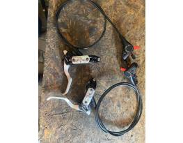 Eladó egy Shimano XT m775 hidraulikus fékek