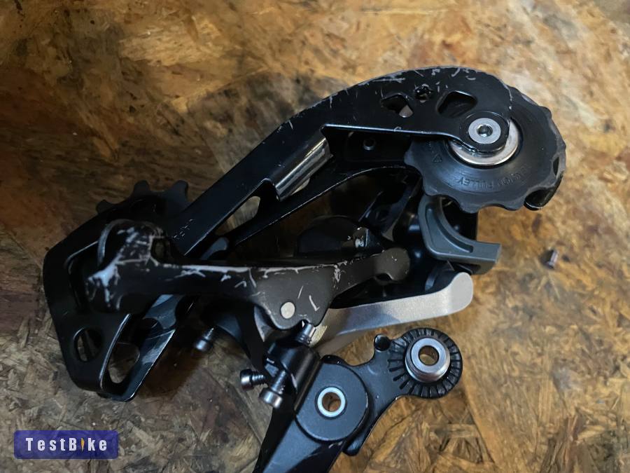 Eladó egy SLX m7000 hátsó váltó +váltókar 11S