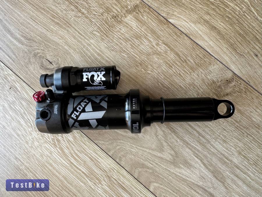 Eladó egy teljesen új, 0 km-es FOX Float X 205x65.