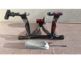 Eladó Elite Crono Fluid Power görgő