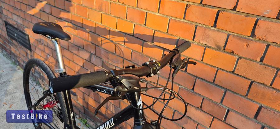 Eladó épitett specialized crosstrail