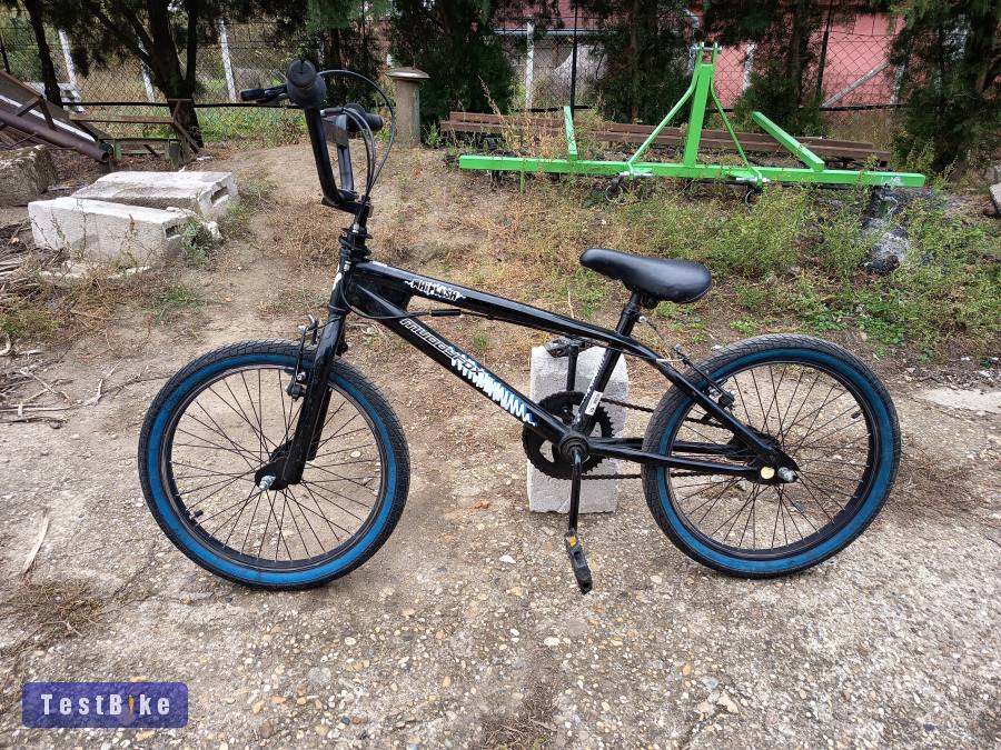 Eladó fekete bmx 
