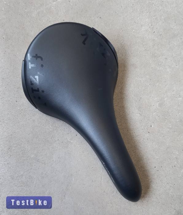 Eladó Fizik Aliante nyereg