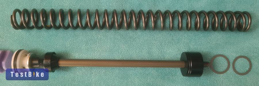 Eladó Fox 36 komplett légrugó szett, szelep