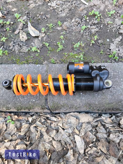 Eladó Fox DHX2 tag Fox rúgóval.