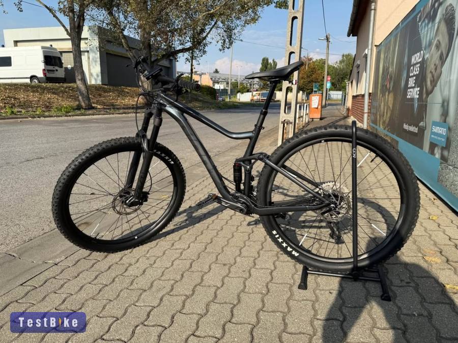 Eladó Giant Stance 29 2 - Gunmetal Black (M) Full Deore 2x10