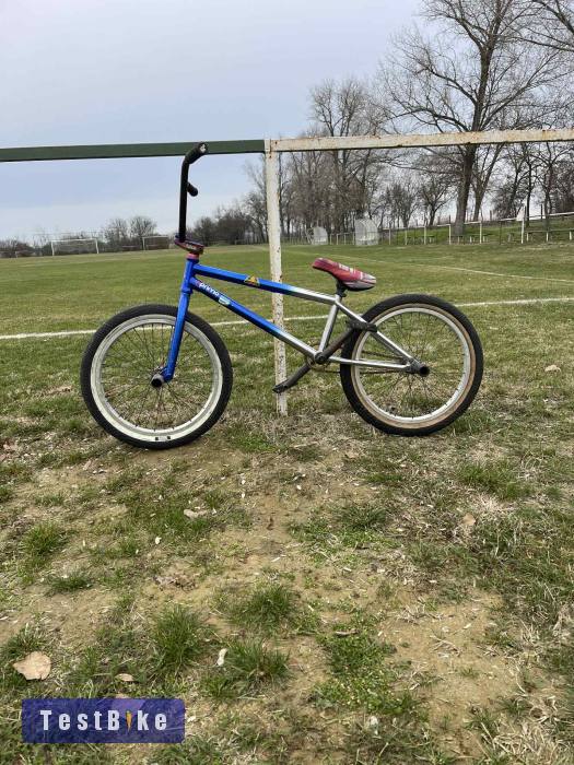 ELADÓ HASZNÁLT BMX 
