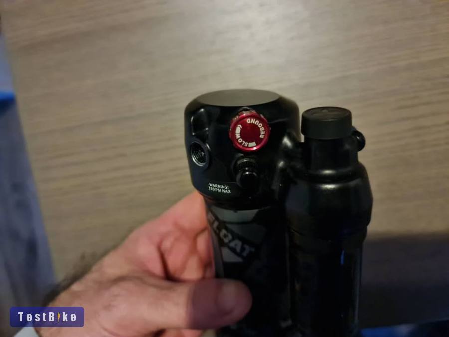 Eladó használt fox float x tagom.