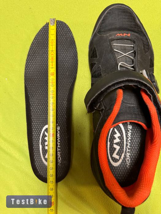 Eladó használt NW mtb cipő 42-es