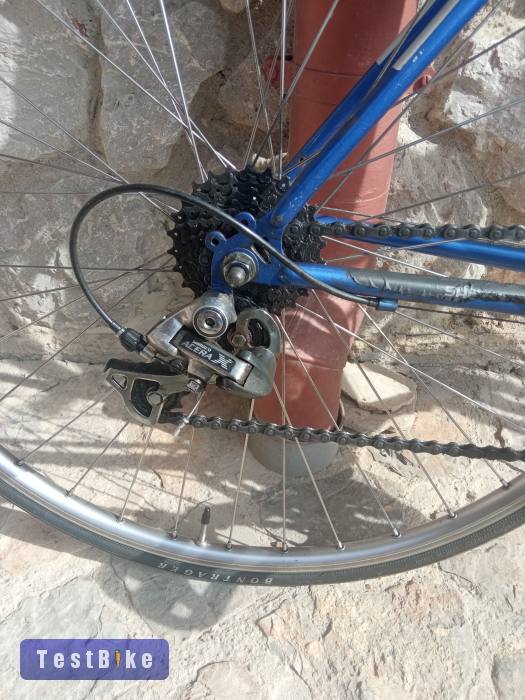 Eladó használt országúti kerékpár