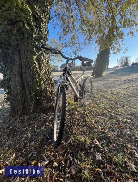 Eladó kerékpár jó felszeretséggel!