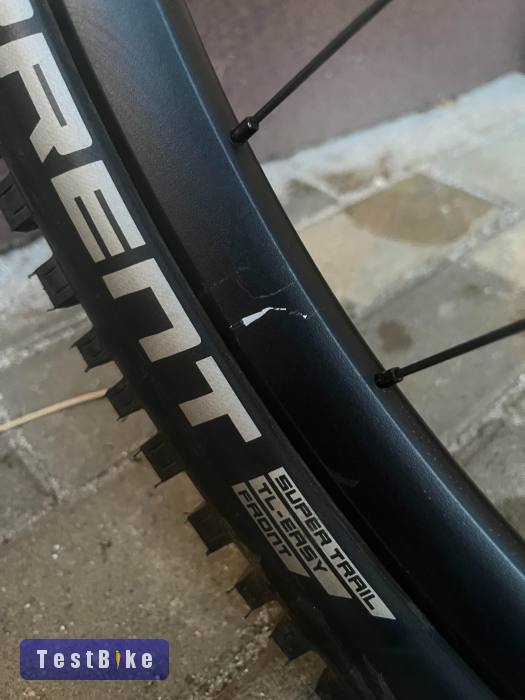 Eladó Kettler scarpia fs1 132 kilóméterrel!