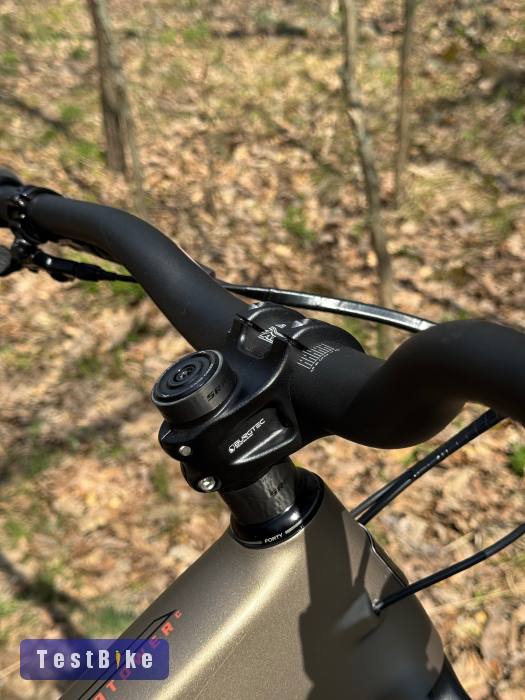 Eladó L-es méretű Santa Cruz Megatower V2 C 29" L