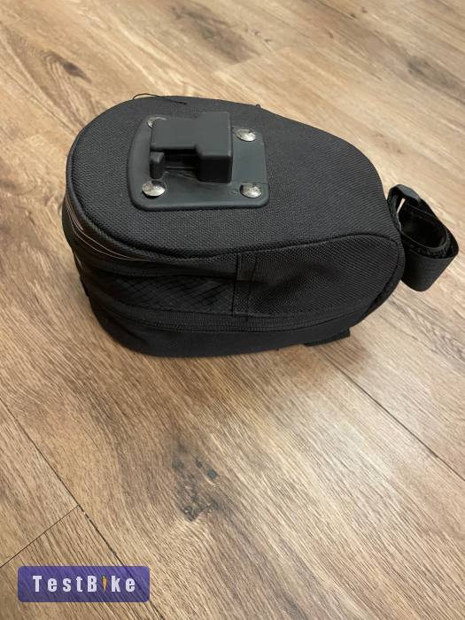 Eladó M-wave tilburg gyorszáras nyeregtáska