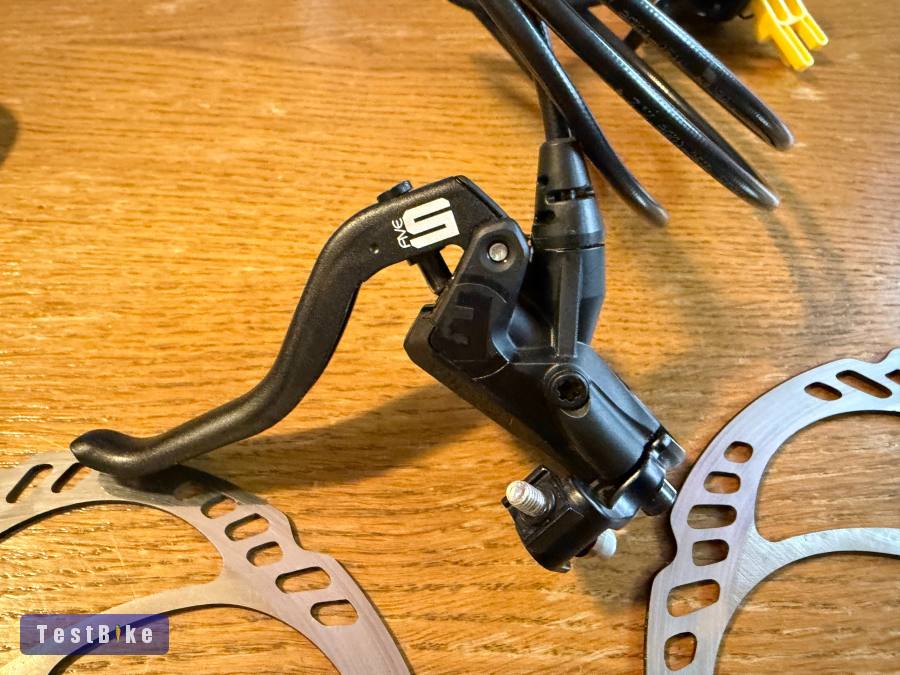 Eladó Magura MT5 komplett fékszett