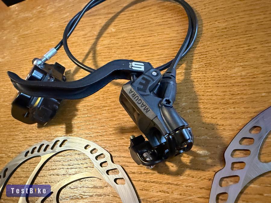 Eladó Magura MT5 komplett fékszett