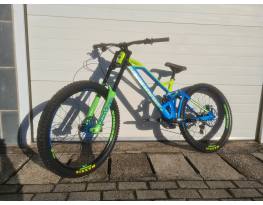 Eladó Mondraker Summum 2016 L, 27,5 !!!