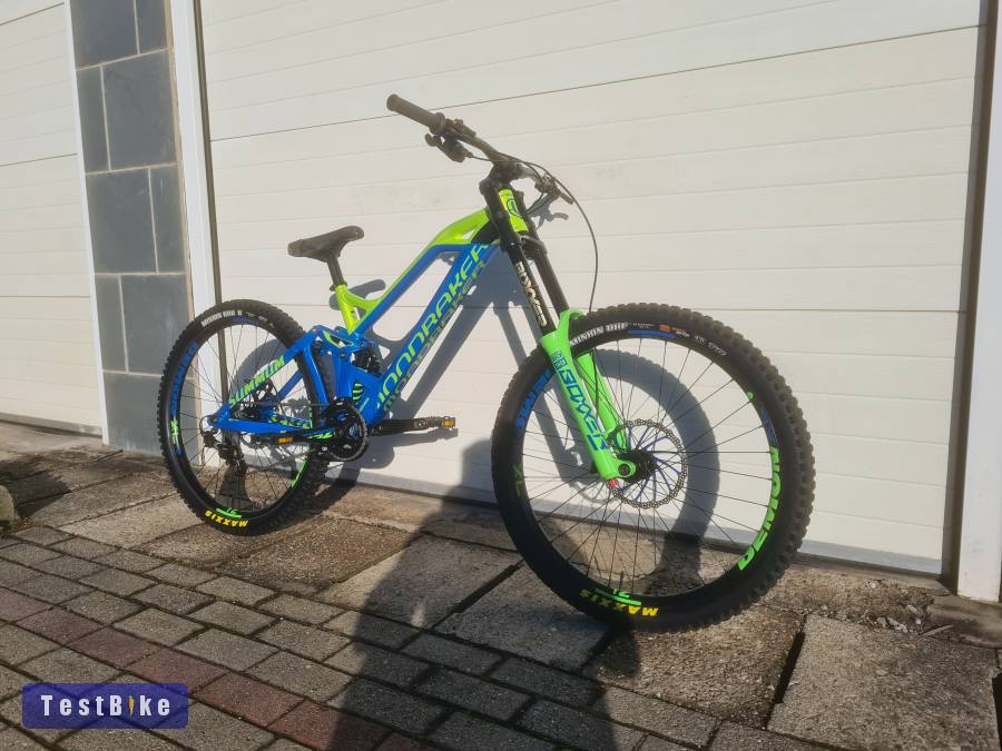 Eladó Mondraker Summum 2016 L, 27,5 Downhill kerékpár!