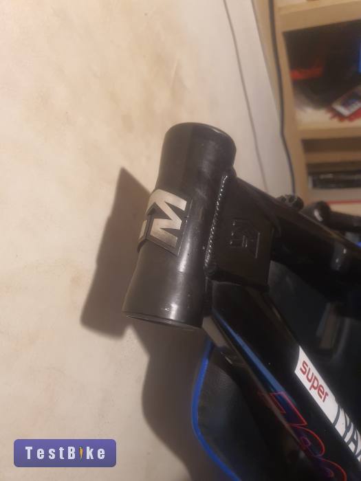 Eladó Mongoose Tyax super váz M méretű 